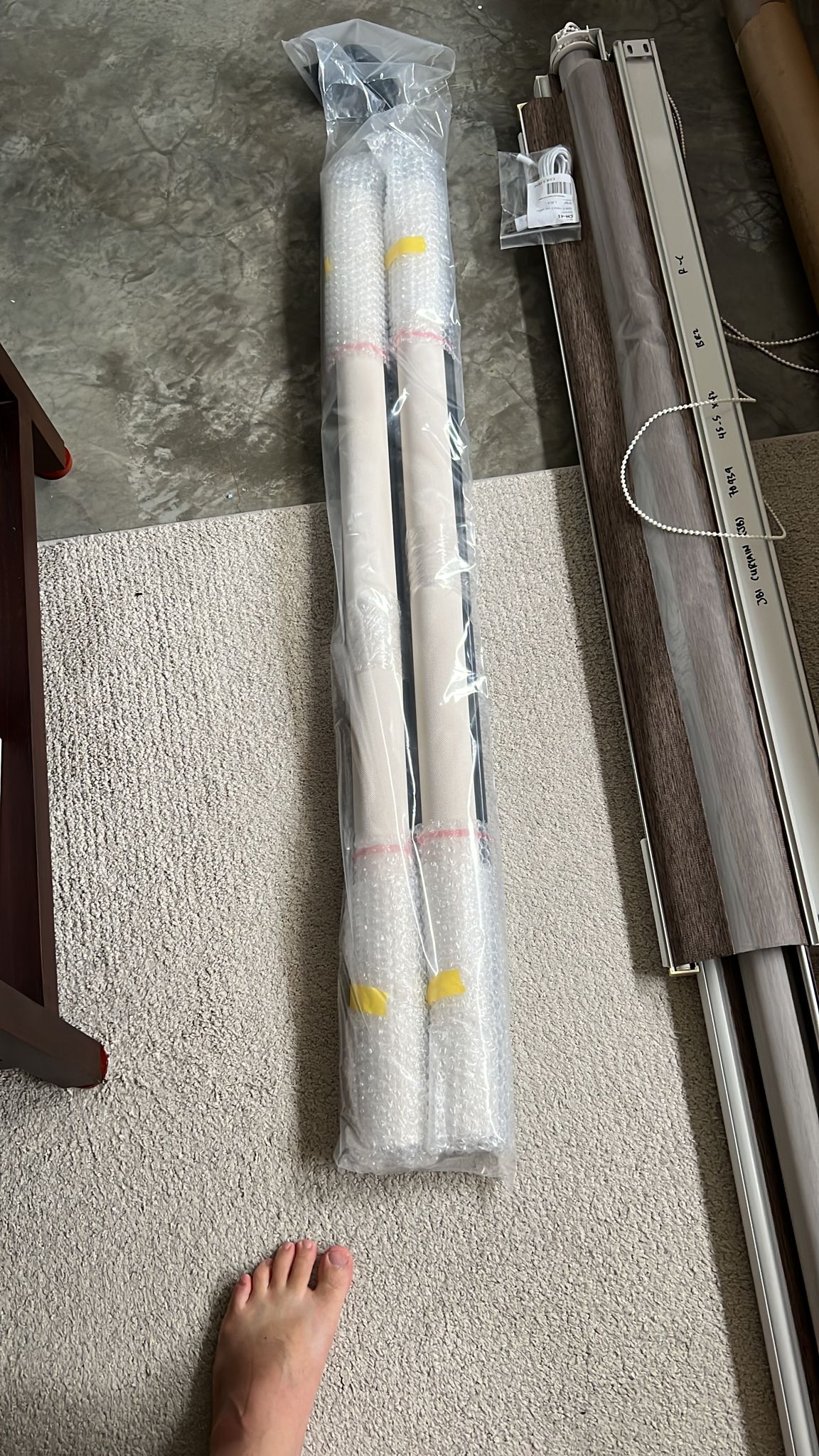 Install Roller Blind 1